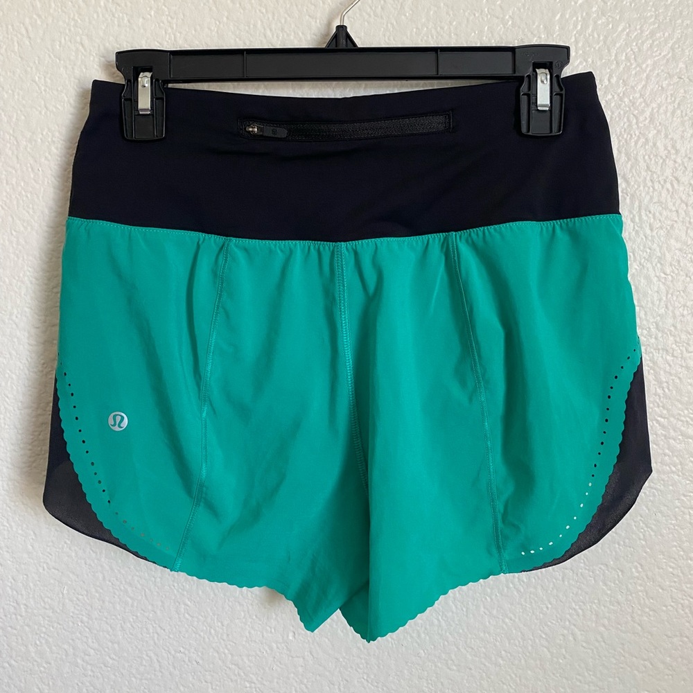 Lululemon Smooth Stride Short Size 4